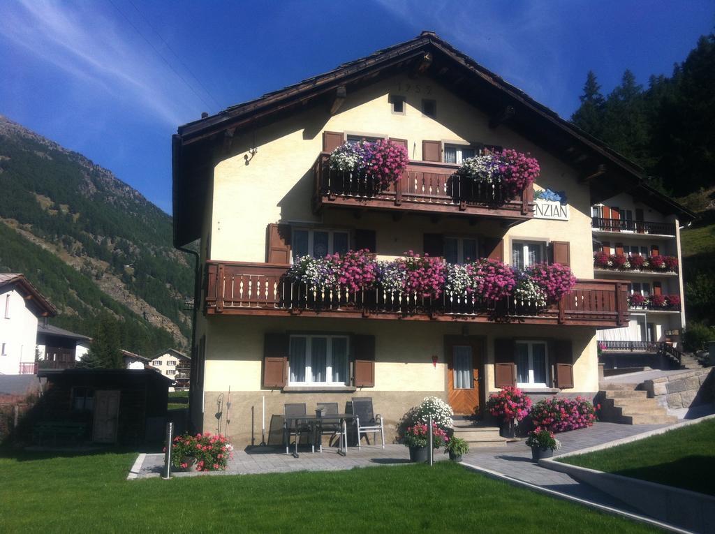 Apartment Enzian Saas-Grund Quarto foto